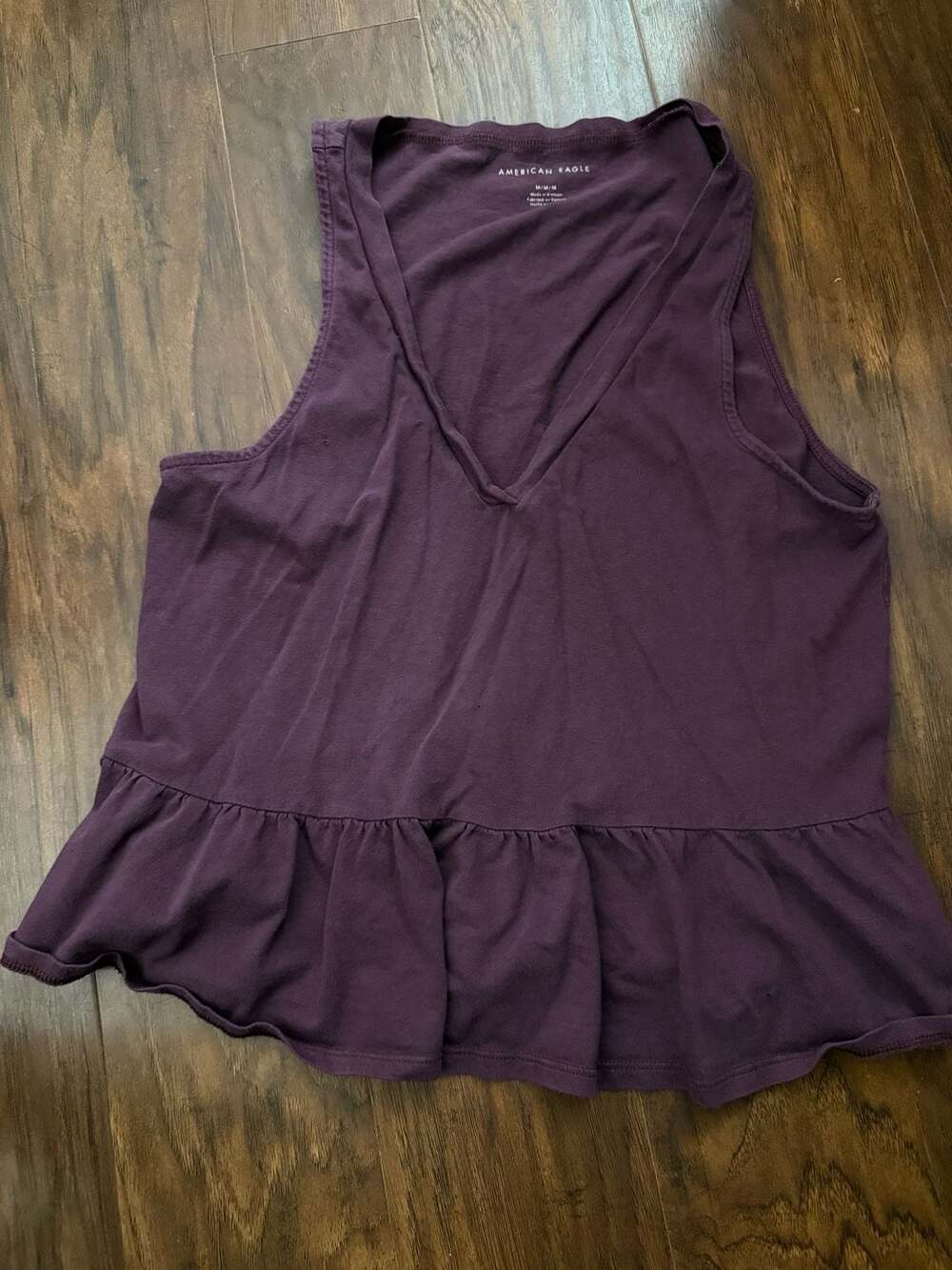 American Eagle Purple V-Neck Ruffle Peplum Tank Top Size M